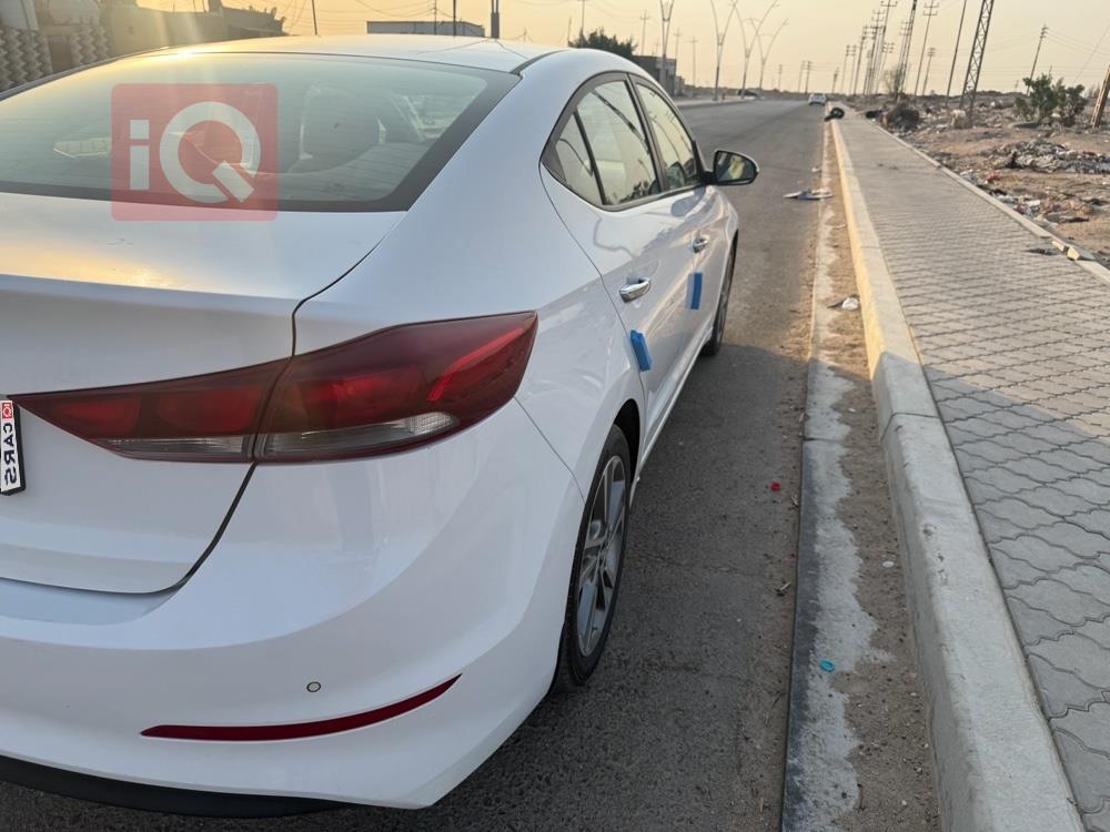 هيونداي النترا